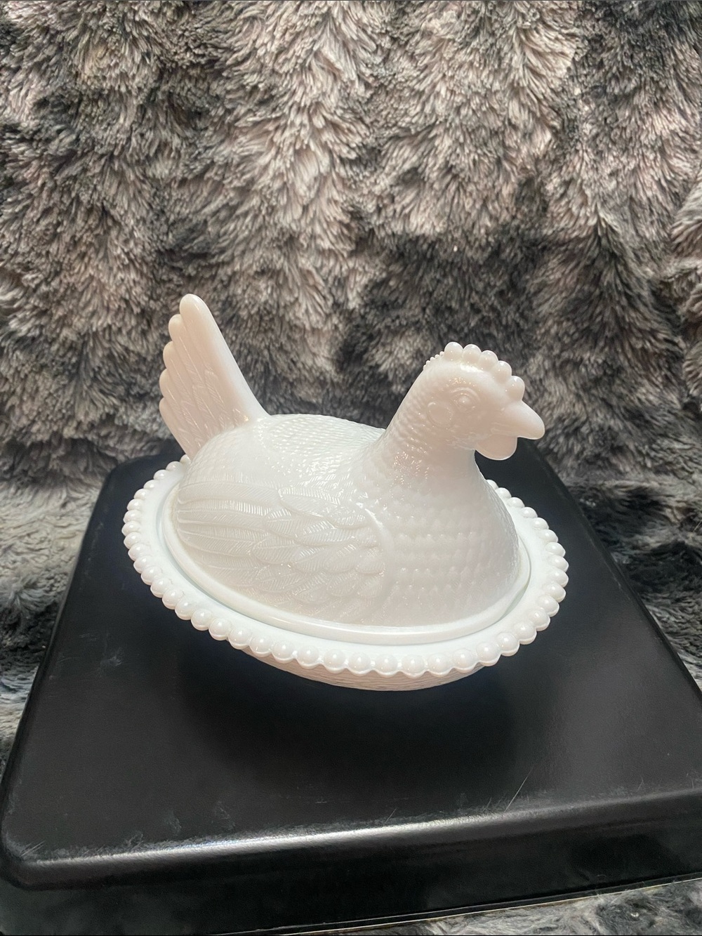 Vintage “Hen on Nest" covered candy dish - Picture 2 of 16